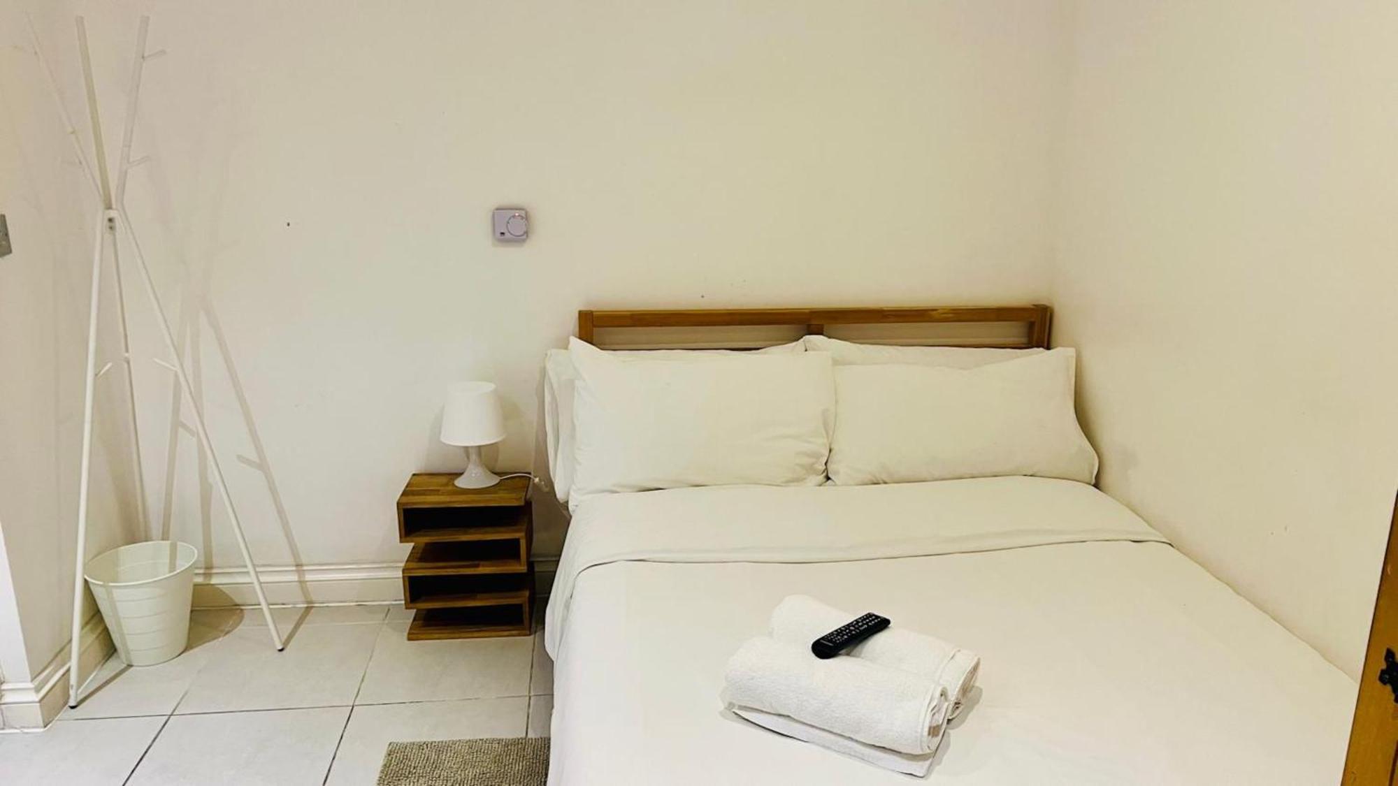 City View Sunset Luxurious Apartment In London Zone-1 Including One Family Twin Room With Its Own Stunning Private Terrace מראה חיצוני תמונה