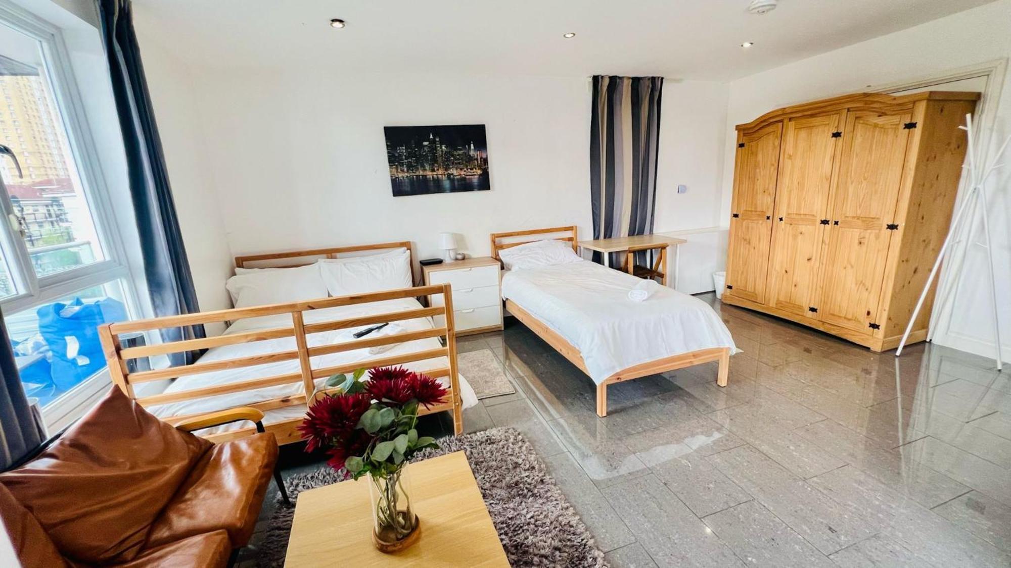 City View Sunset Luxurious Apartment In London Zone-1 Including One Family Twin Room With Its Own Stunning Private Terrace מראה חיצוני תמונה