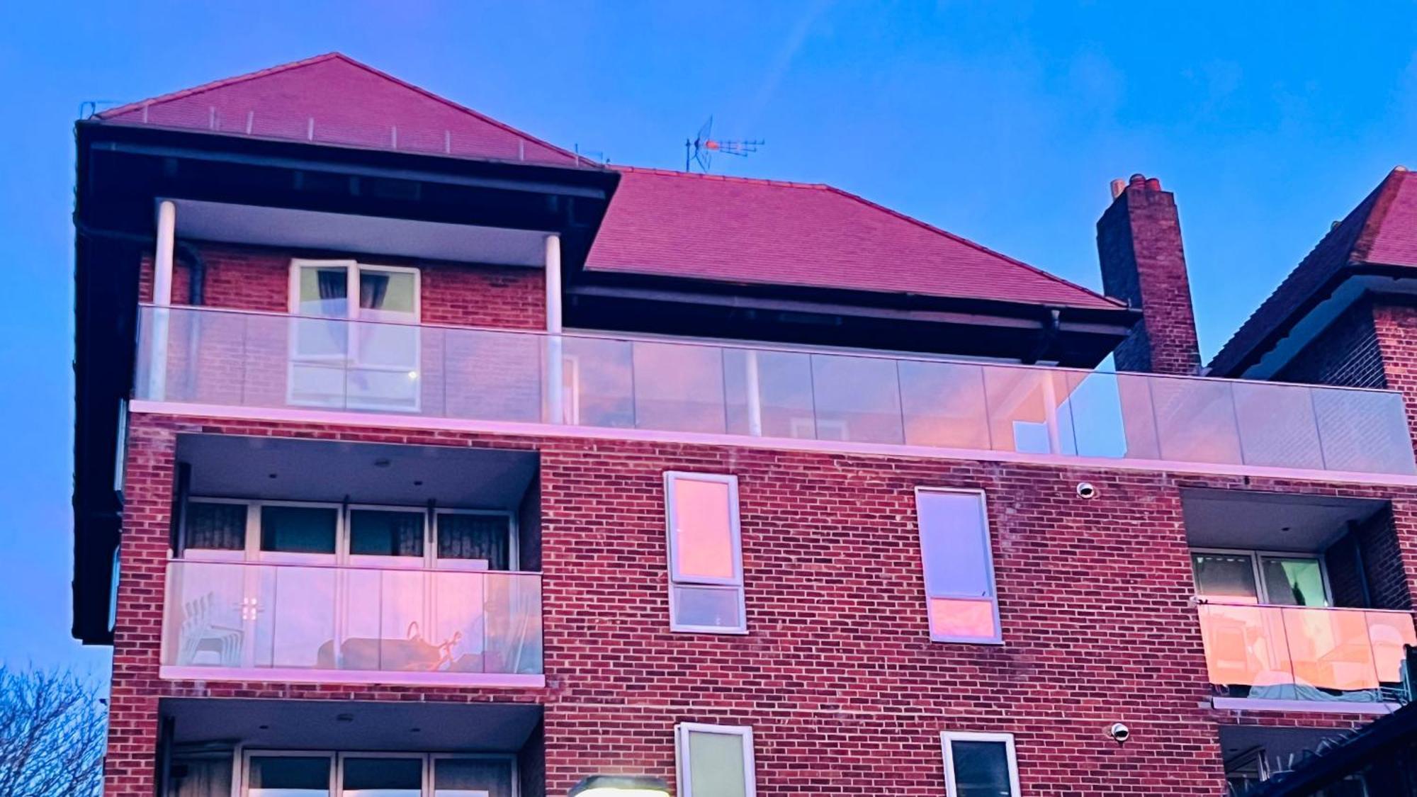 City View Sunset Luxurious Apartment In London Zone-1 Including One Family Twin Room With Its Own Stunning Private Terrace מראה חיצוני תמונה